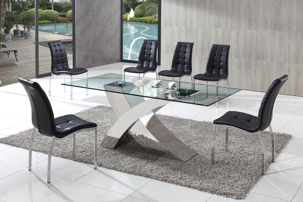Brizoni Glass Dining Table with Akira Dining Chairs Set